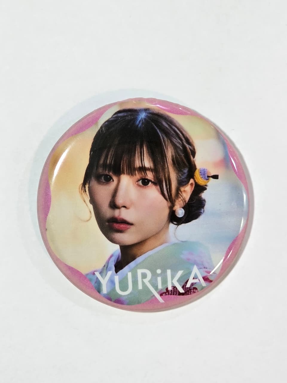 YURiKA Tin Badge Pink